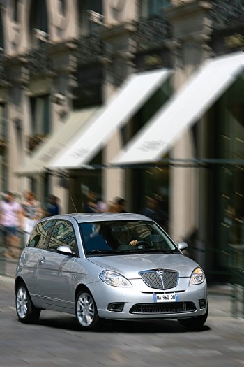 nuova lancia y. NUOVA LANCIA YPSILON