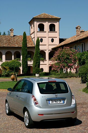 nuova lancia y. thelancia ypsilon Doors,