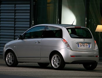 NUOVA LANCIA YPSILON