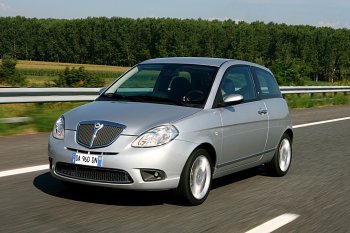 NUOVA LANCIA YPSILON