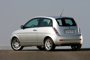 NUOVA LANCIA YPSILON