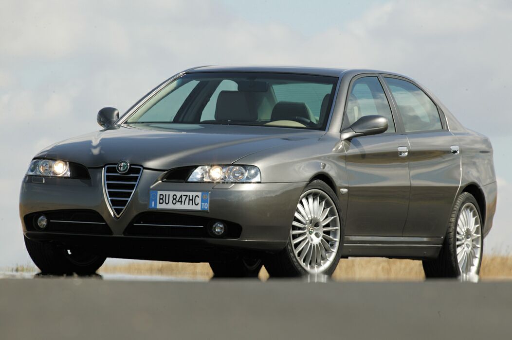 Alfa Romeo 166