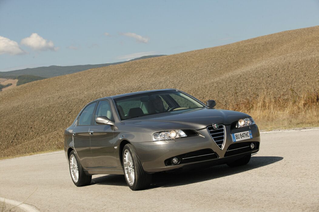 Alfa Romeo 166