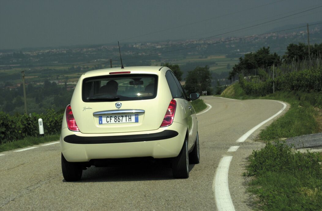 Lancia Ypsilon