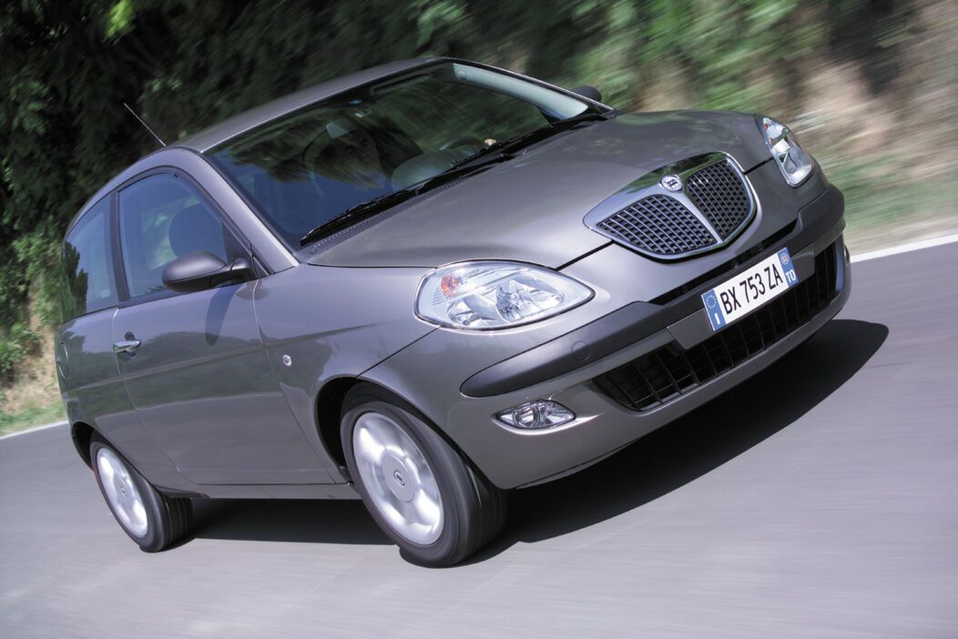 Lancia Ypsilon