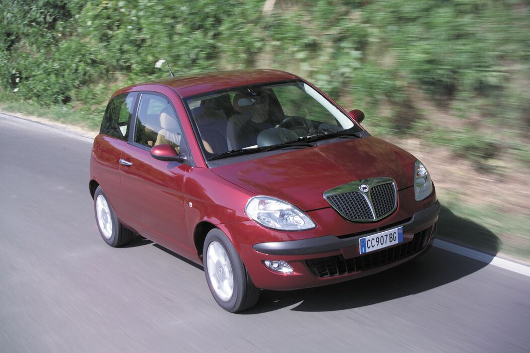 Lancia Ypsilon