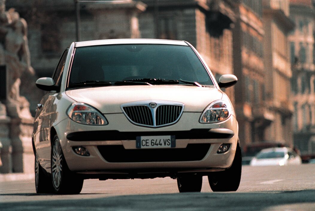 Lancia Ypsilon