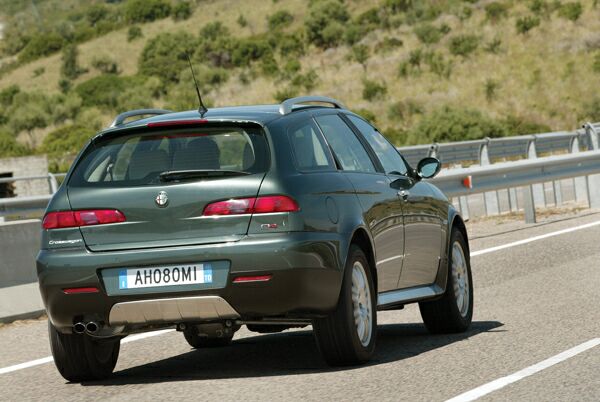 Alfa Romeo Crosswagon Q4