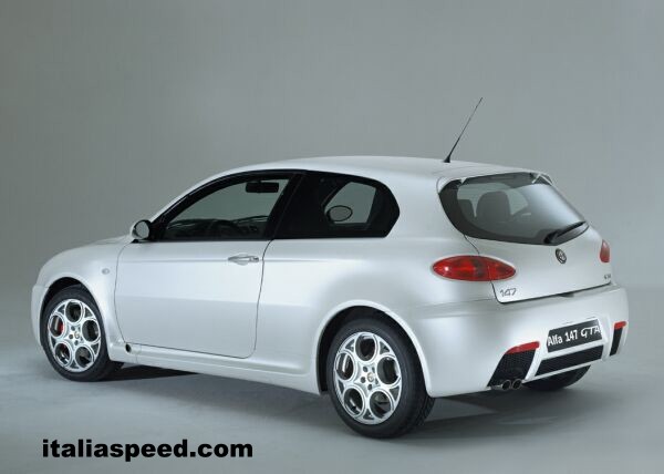 Alfa Romeo 147 GTA, click here to view this image in high resolution