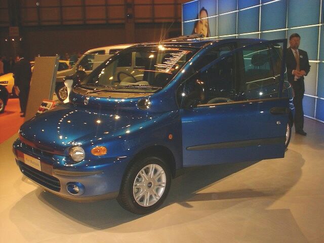 Fiat Multipla JTD 115 ELX at the Birmingham Motor Show