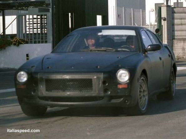 Maserati Quattroporte prototype caught testing