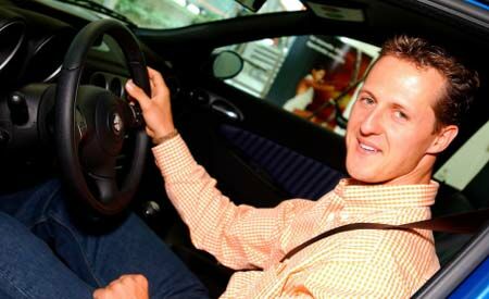 Michael Schumacher tries out the Alfa Romeo 156 Sportwagon GTA