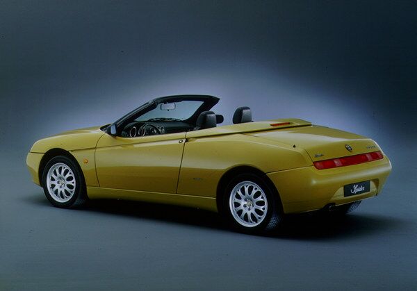 Alfa Romeo Spider 2.0 16v Lux