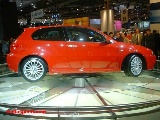 Alfa Romeo 147 GTA at the Paris Motor Show