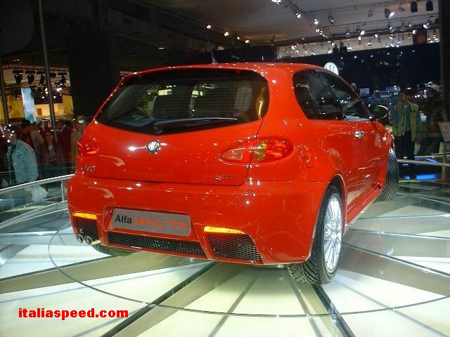 Alfa Romeo 147 GTA at the Paris Motor Show