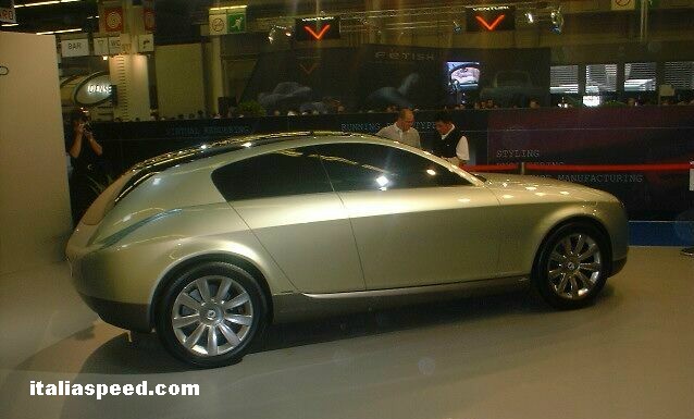 Carcenaro Lancia Grandturismo at the 2002 Paris Motor Show