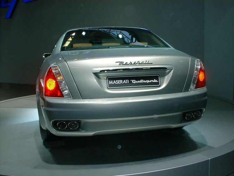 Maserati Quattroporte on the Pininfarina stand at the 2003 Bologna Motor Show