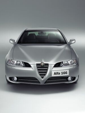 The facelifted Alfa Romeo 166. Click to view this image in high resolution.