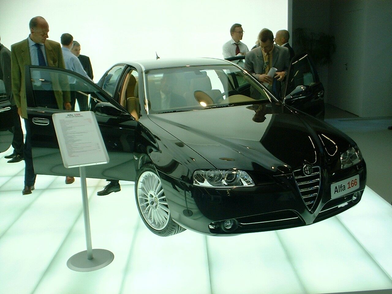 Facelifted Alfa Romeo 166 at the 2003 Frankfurt Motor Show