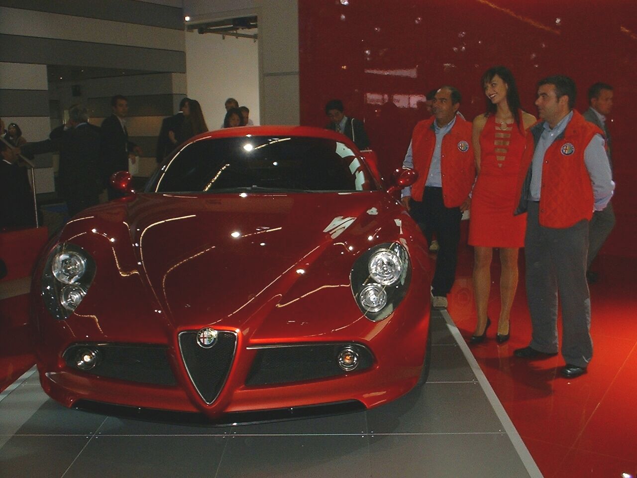 Alfa Romeo 8c Competizione is unveiled at the 2003 Frankfurt Motor Show