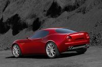 Click here to open this image of the Alfa Romeo 8c Competizione in high resolution