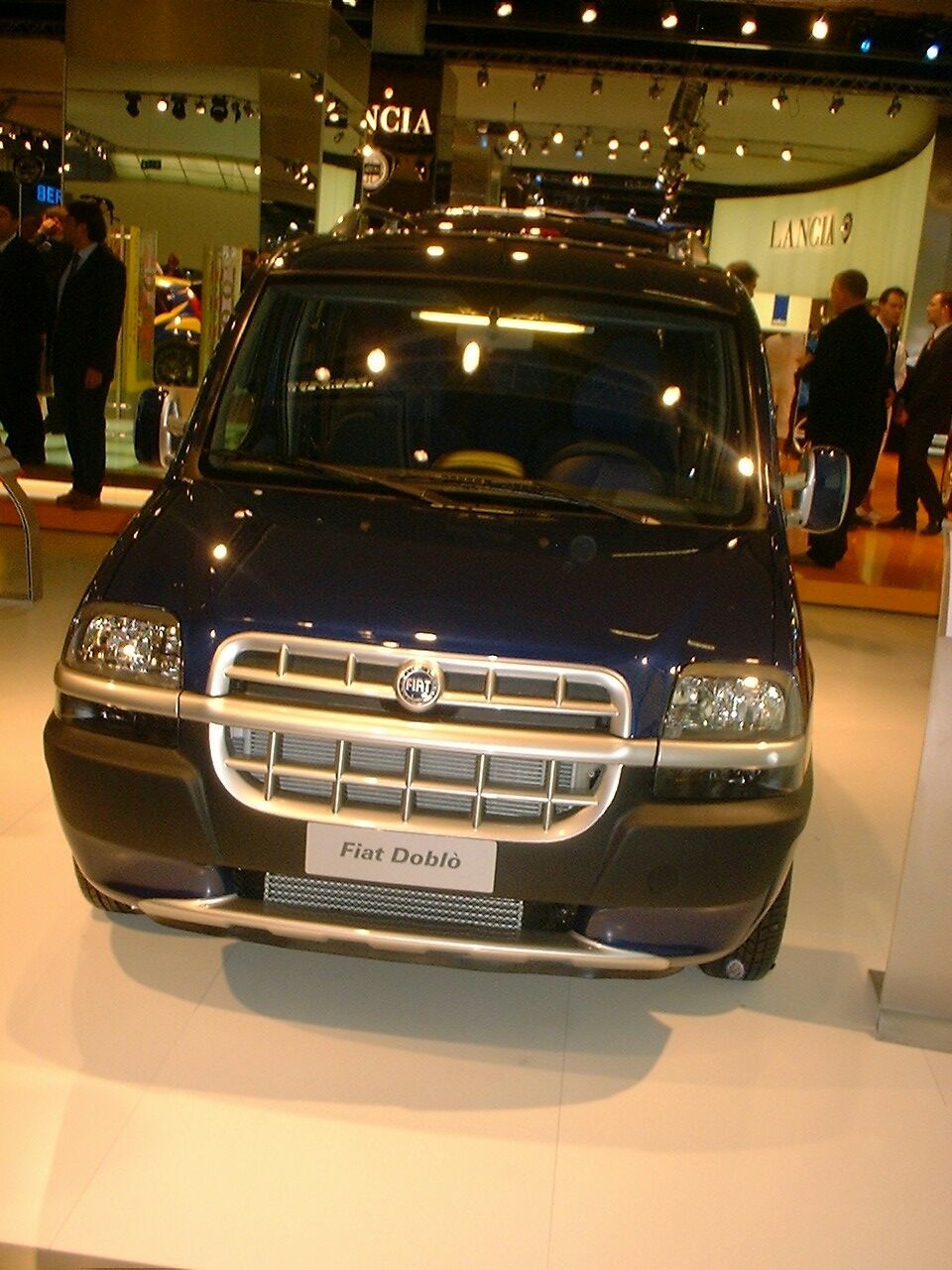 Fiat Doblo Malibu at the 2003 Frankfurt IAA