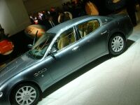 click here to view this image of the Maserati Quattroporte at the 2003 Frankfurt Motor Show in high resolution