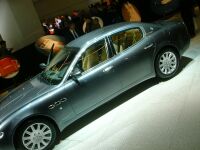 click here to view this image of the Maserati Quattroporte at the 2003 Frankfurt Motor Show in high resolution