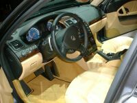 click here to view this image of the Maserati Quattroporte at the 2003 Frankfurt Motor Show in high resolution