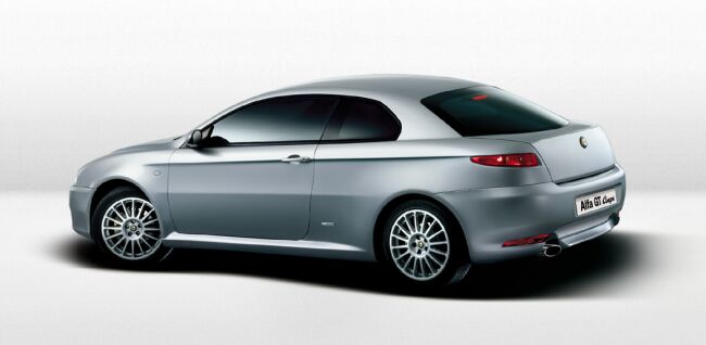 click to view this image of the Alfa Romeo GT Coupe in high resolution