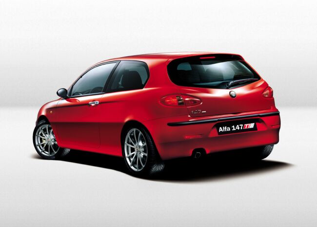 click to view this image of the Alfa 147 TI in high resolution