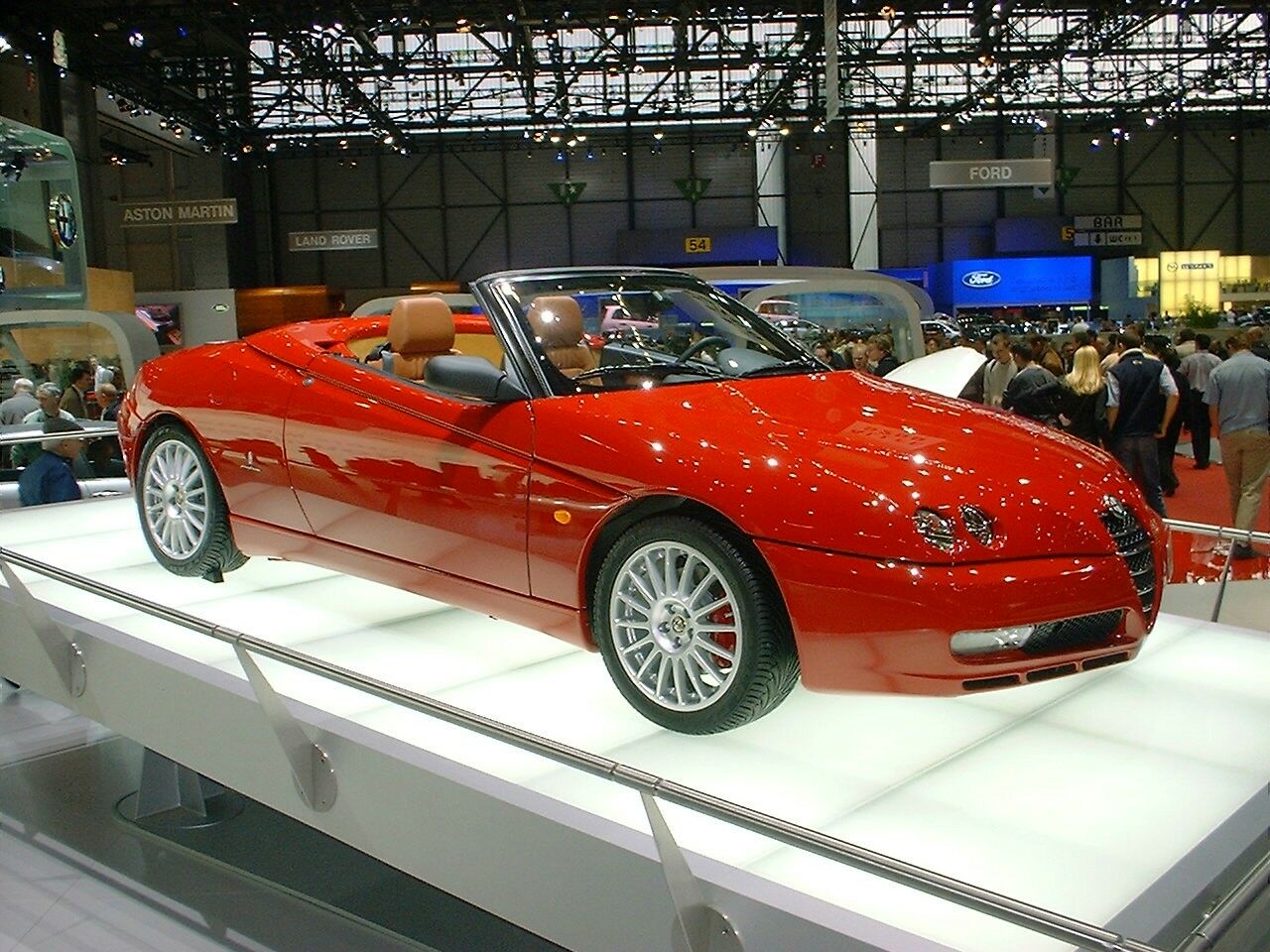 restyled Alfa Romeo Spider 24v 3.2-litre V6 in Geneva