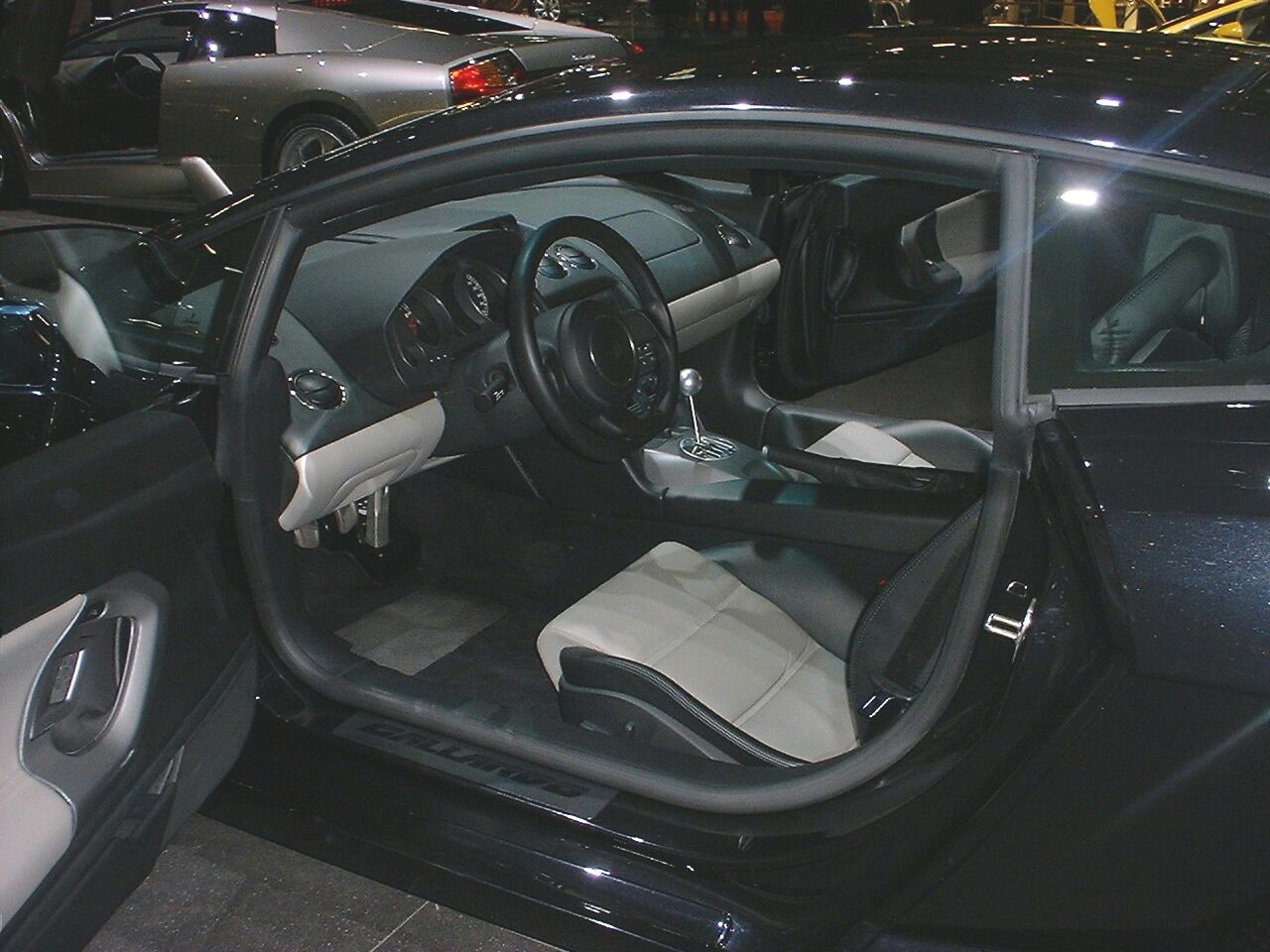 Lamborghini Gallardo at the 2003 Geneva Motor Show