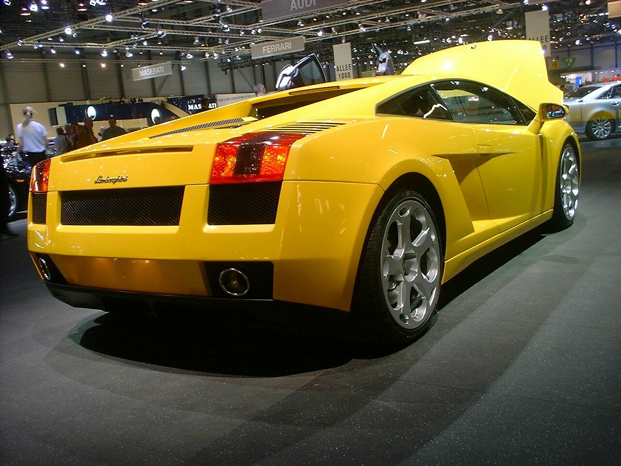 Lamborghini Gallardo at the 2003 Geneva Motor Show