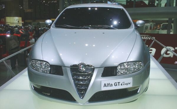 click to view this image of the new Alfa Romeo Coupe GT in high resolution