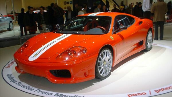 click to view this image of the Ferrari Challenge Stradale in 'race' specification at the Geneva Motor Show in high resolution