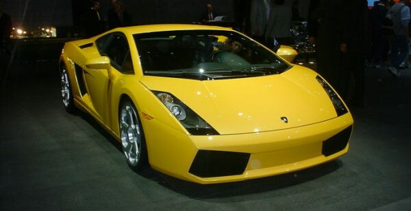 click to see this image of the Lamborghini Gallardo in high resolution