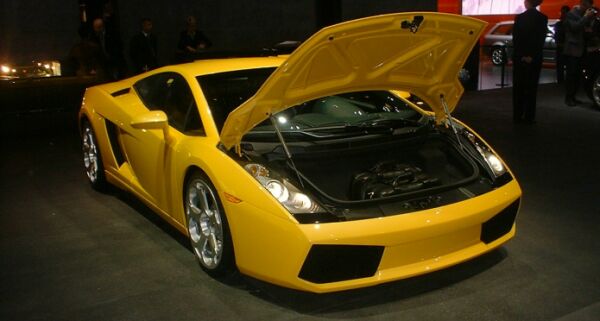 click to see this image of the Lamborghini Gallardo in high resolution