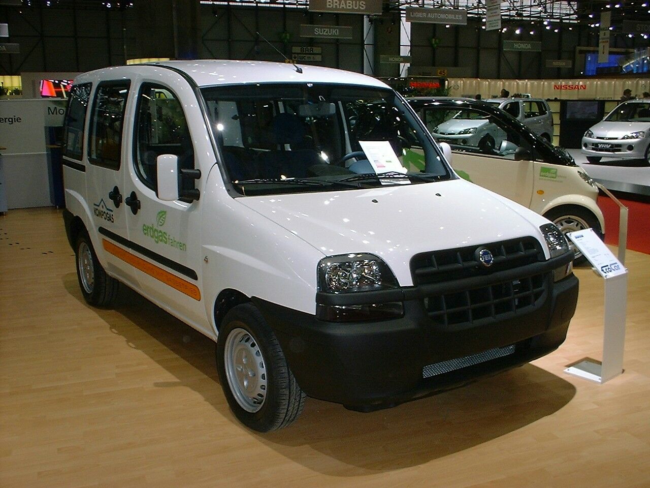 gas powered Fiat Doblo at the 2003 Geneva Motor Show