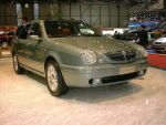 click to view this image of the Lancia Lybra 2.4 JTD Emblema Stationwagon at the 2003 Geneva Motor Show in high resolution