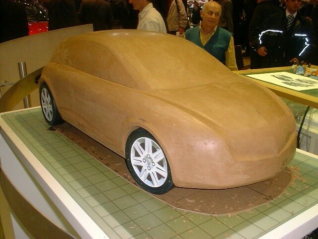 Lancia Nea concept design model at the 2003 Geneva Motor Show