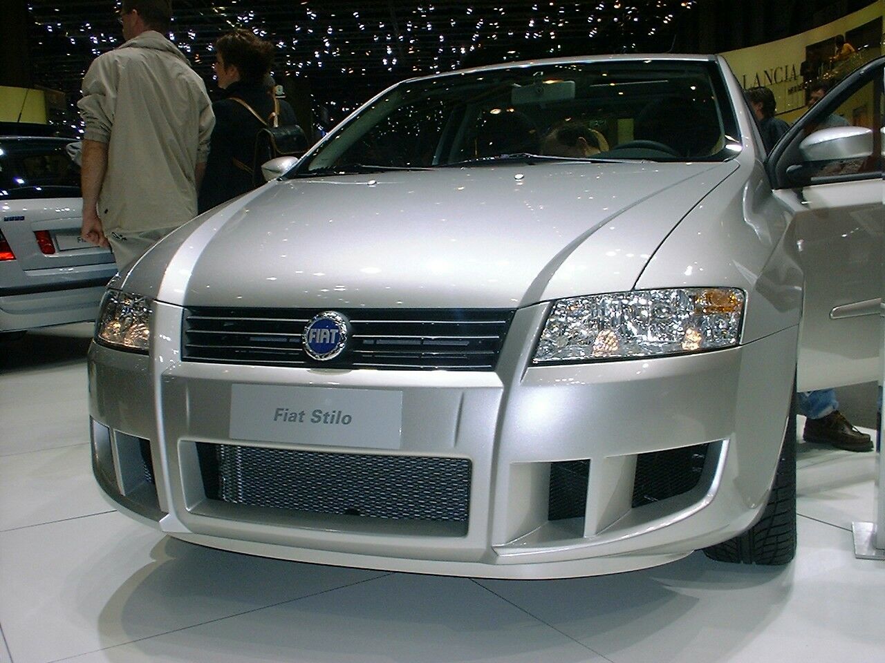 Fiat Stilo at the 2003 Geneva Motor Show now with Selespeed gearbox option and revised spoiler package