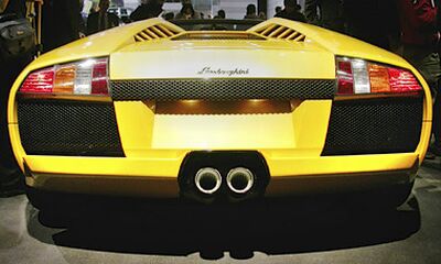 Lamborghini Murcielago Concept Roadster at the 2003 Detroit Motor Show