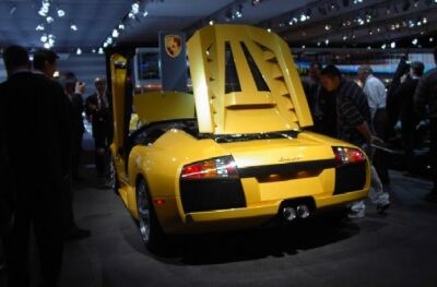 click here to see this image of the Lamborghini Murcielago Concept Roadster in high resolution