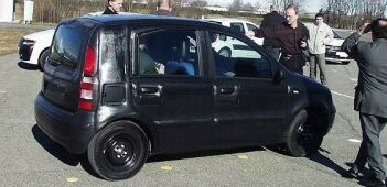 click here to enlarge this image of the Fiat 'New Small' prototype testing