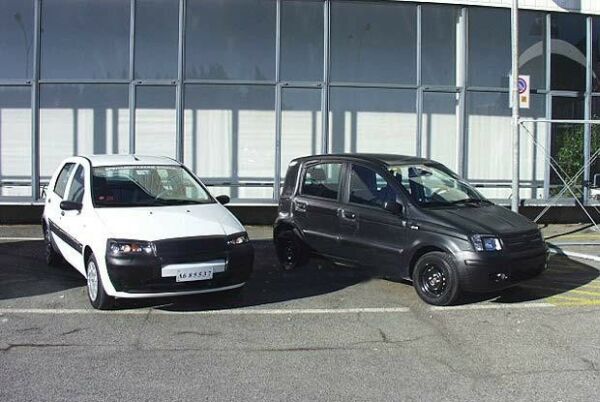 lightly disguised restyled Fiat Punto next to Fiat 'New Small'