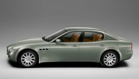 click here to view this official image of the Maserati Quattroporte luxury saloon in high resolution