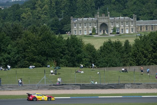 the Babini/Peter JMB Ferrari 550 Maranello on its way to fourteen place on the grid at Donington Park