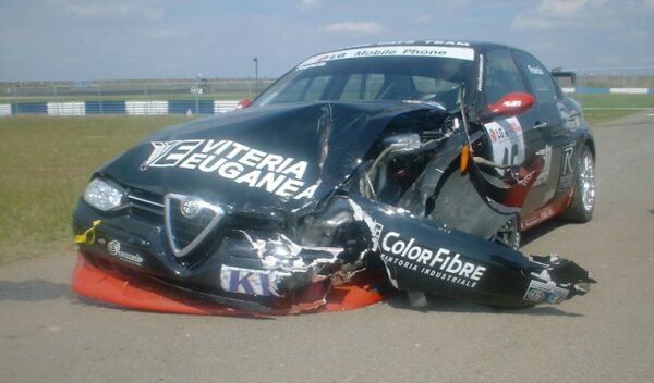 Fabio Francia's R&M Clever Cats Alfa Romeo 156GTA after his race one lap one accident with Antonio Garcia