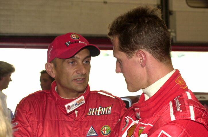 Michael Schumacher and Gabriele Tarquini discuss the test